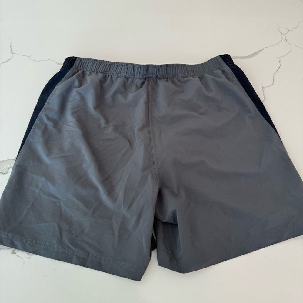 ASICS lined running shorts size L - Picture 2 of 4